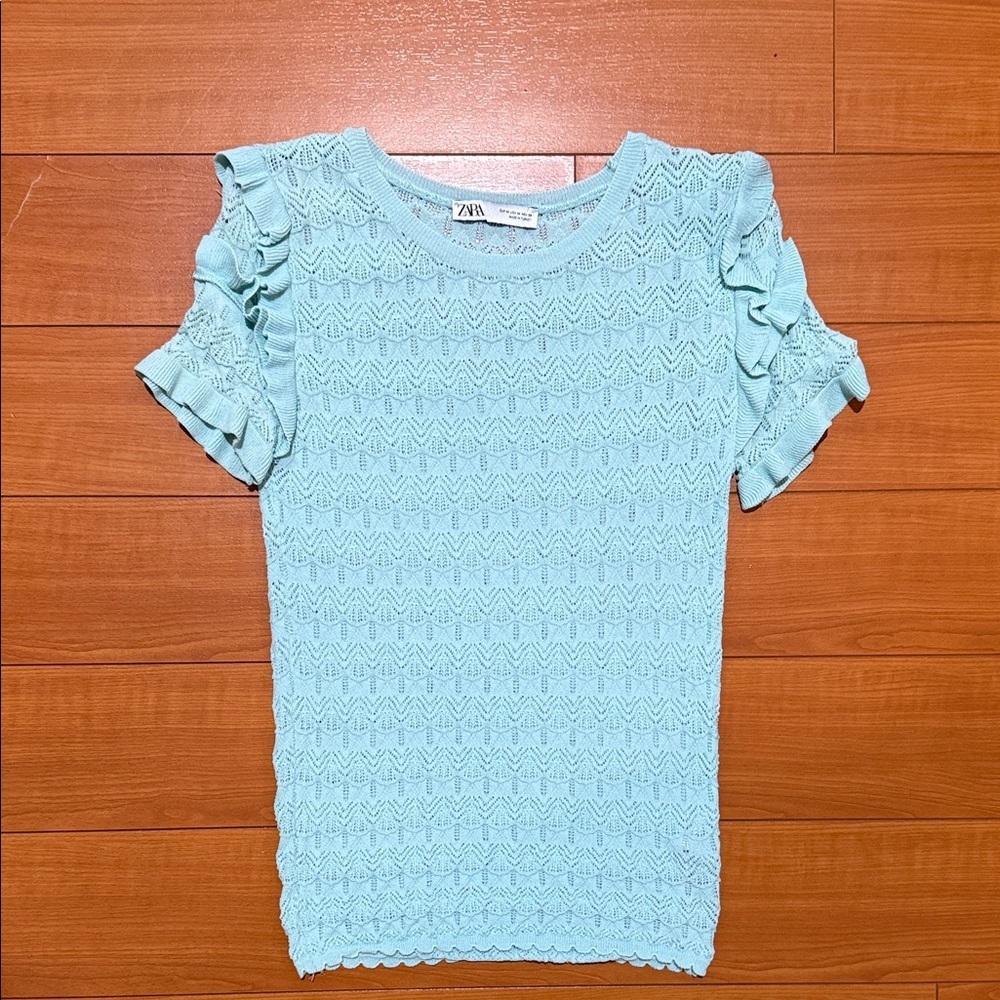 Zara Light Blue/Green Lace Ruffle Sleeve Top